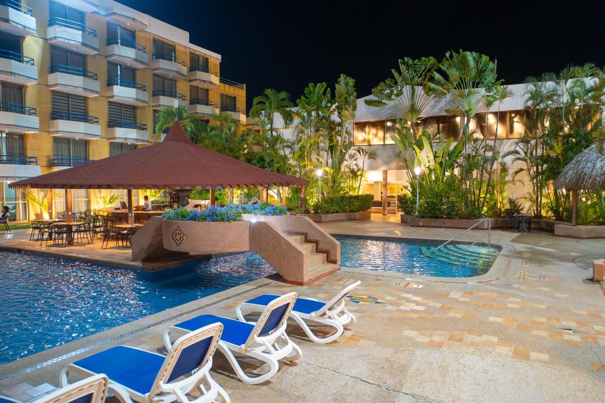 Hotel Margarita Dynasty Porlamar Exterior foto